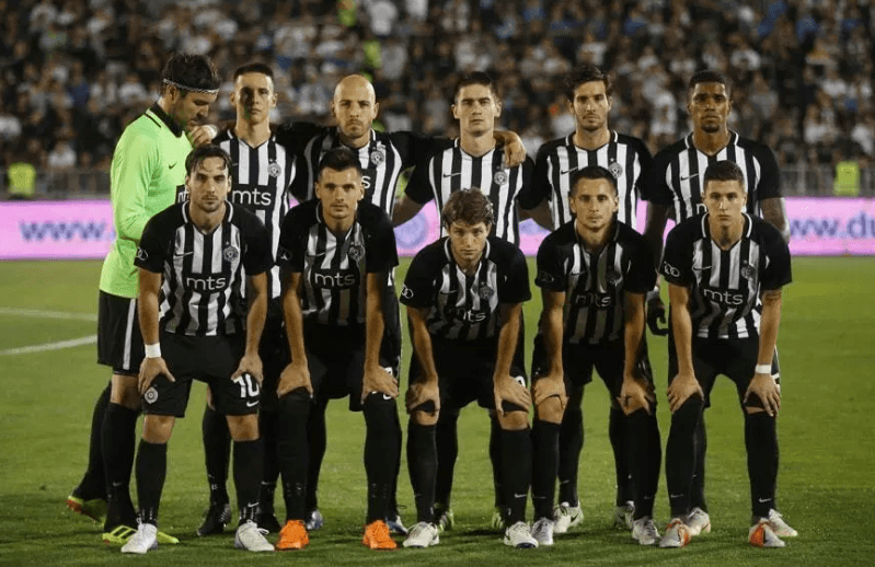 Sad neka urlaju do mile volje: UEFA žestoko kaznila Partizan