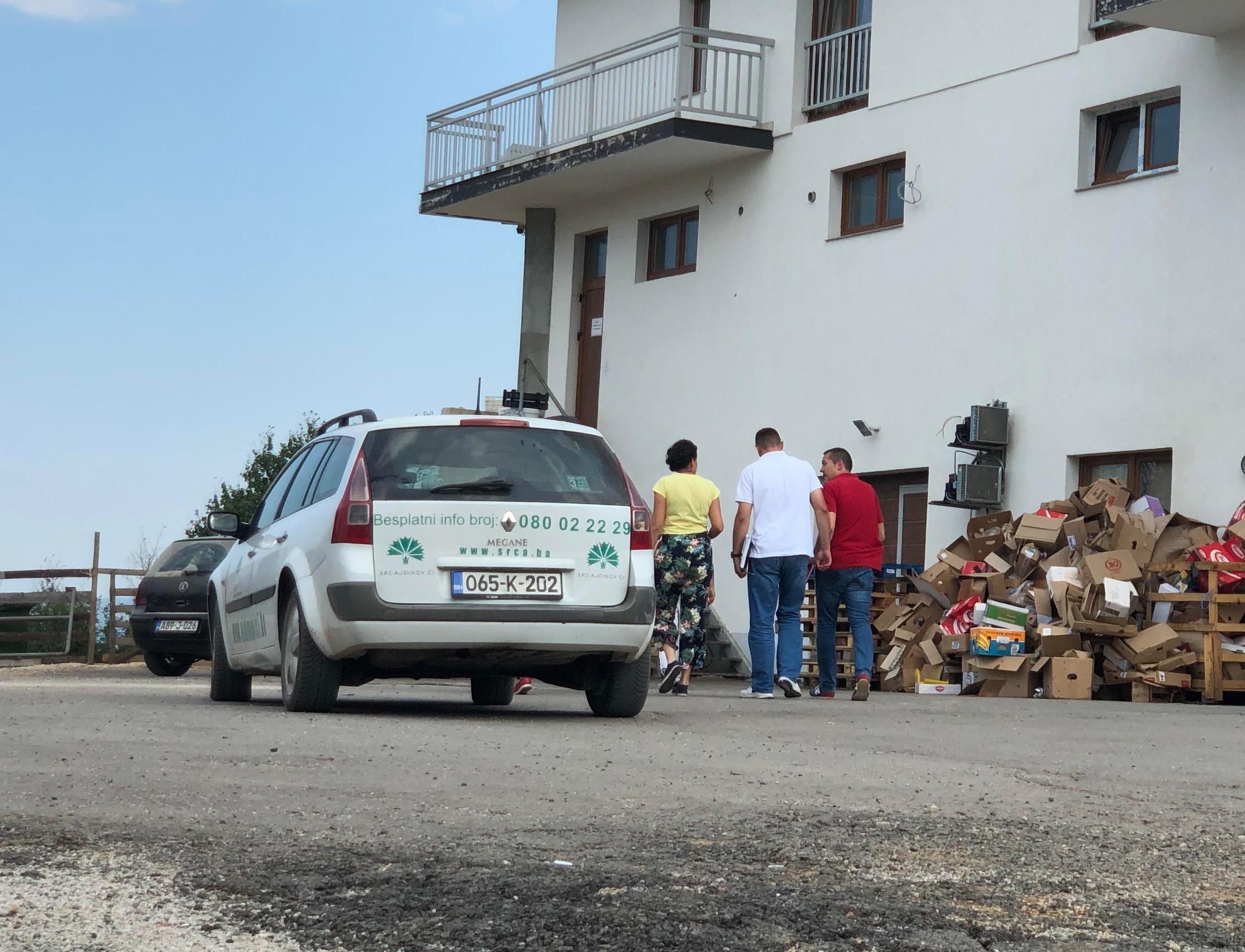 Djeca se otrovala hranom, u „Ajdinovićima“ buknuo i požar