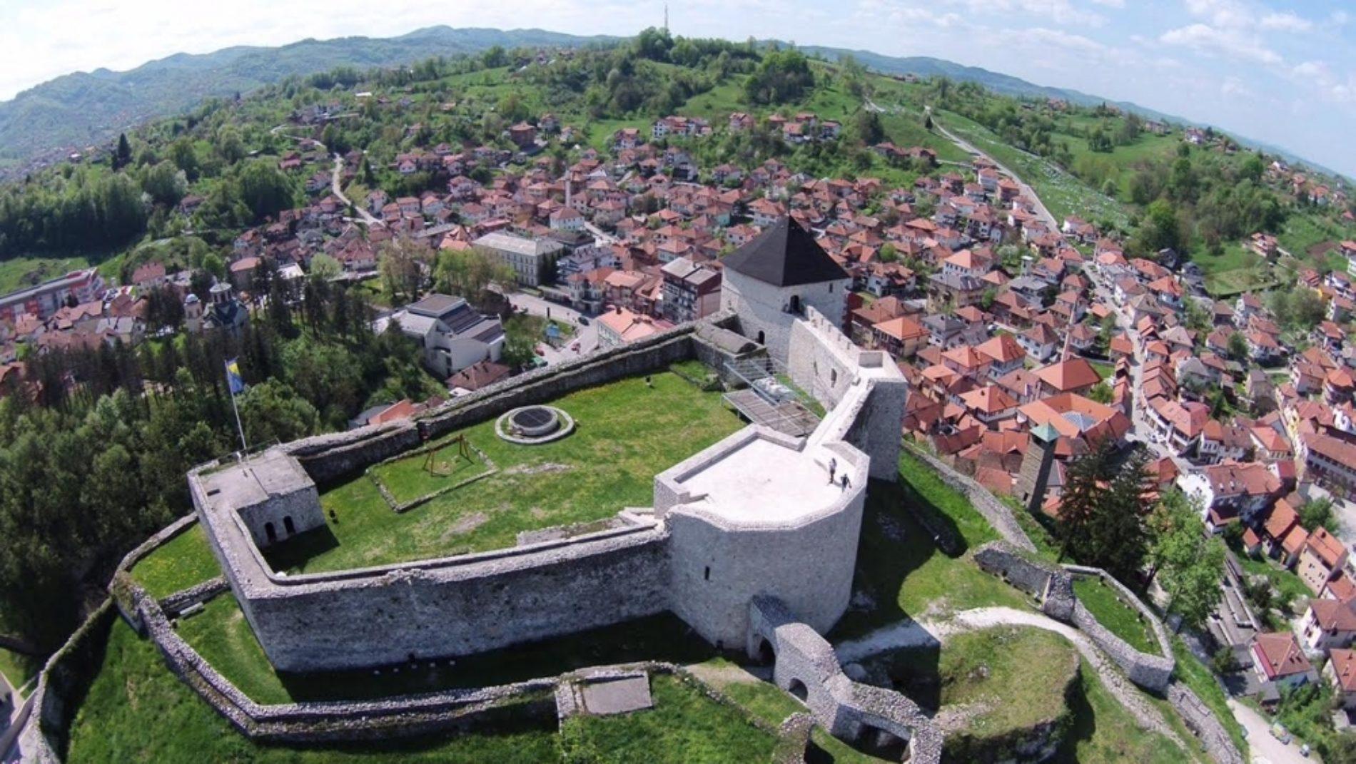 Na dan kada je pao Tešanj, otišli su Marijan Beneš i Robert Šuman