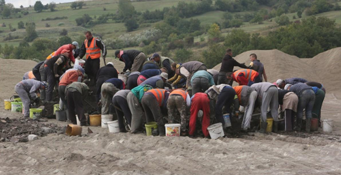 Svakodnevnica na deponiji Rača - Avaz