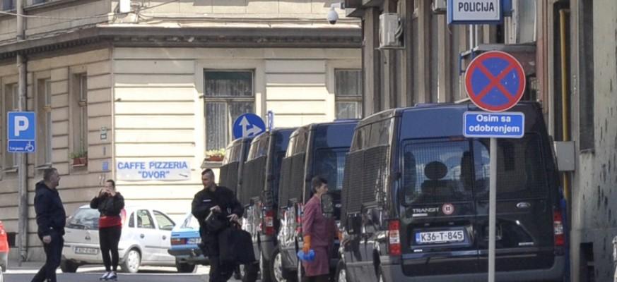 Kako je pala maloljetnička banda u Sarajevu: Iščupali kasu, otkrio ih videonadzor