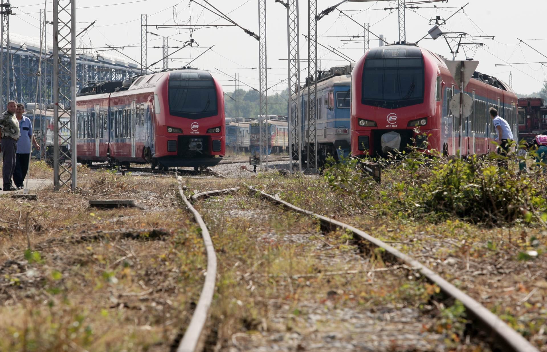 Teška nesreća kod Peći: Voz usmrtio 61-godišnjakinju