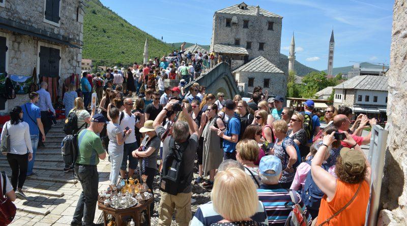 Veliki broj turista - Avaz