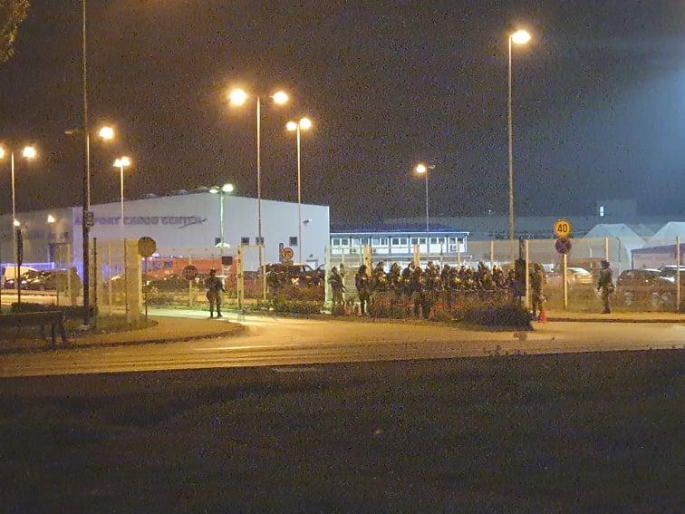 Opsadno stanje na Sarajevskom aerodromu - Avaz