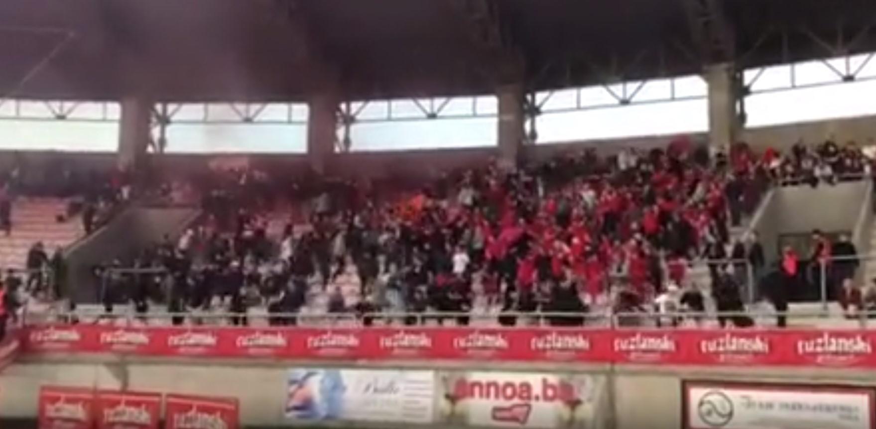Pogledajte šta se događalo na tribini stadiona Tušanj: Zašto je reagirala policija