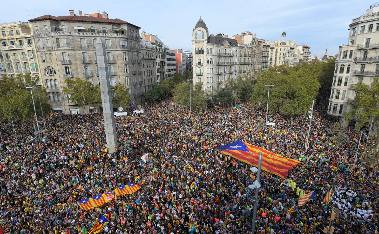 Masovne demonstracije u Barceloni - Avaz