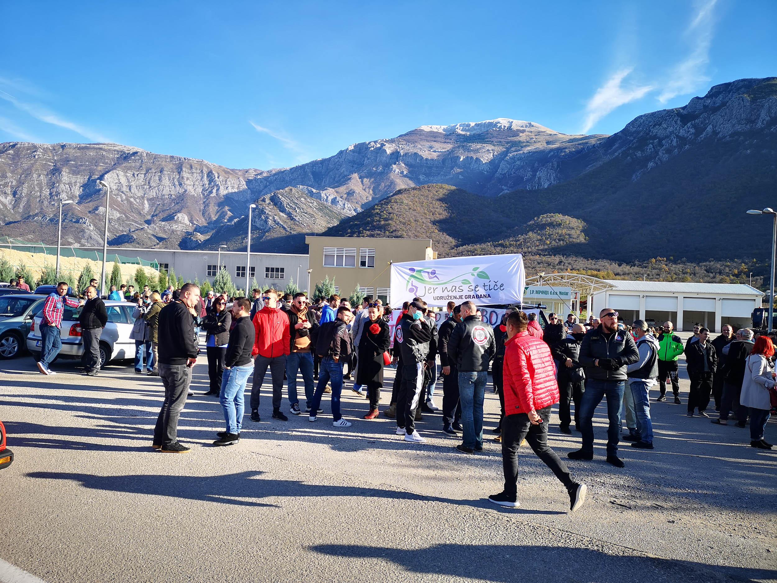 S današnjih protesta - Avaz