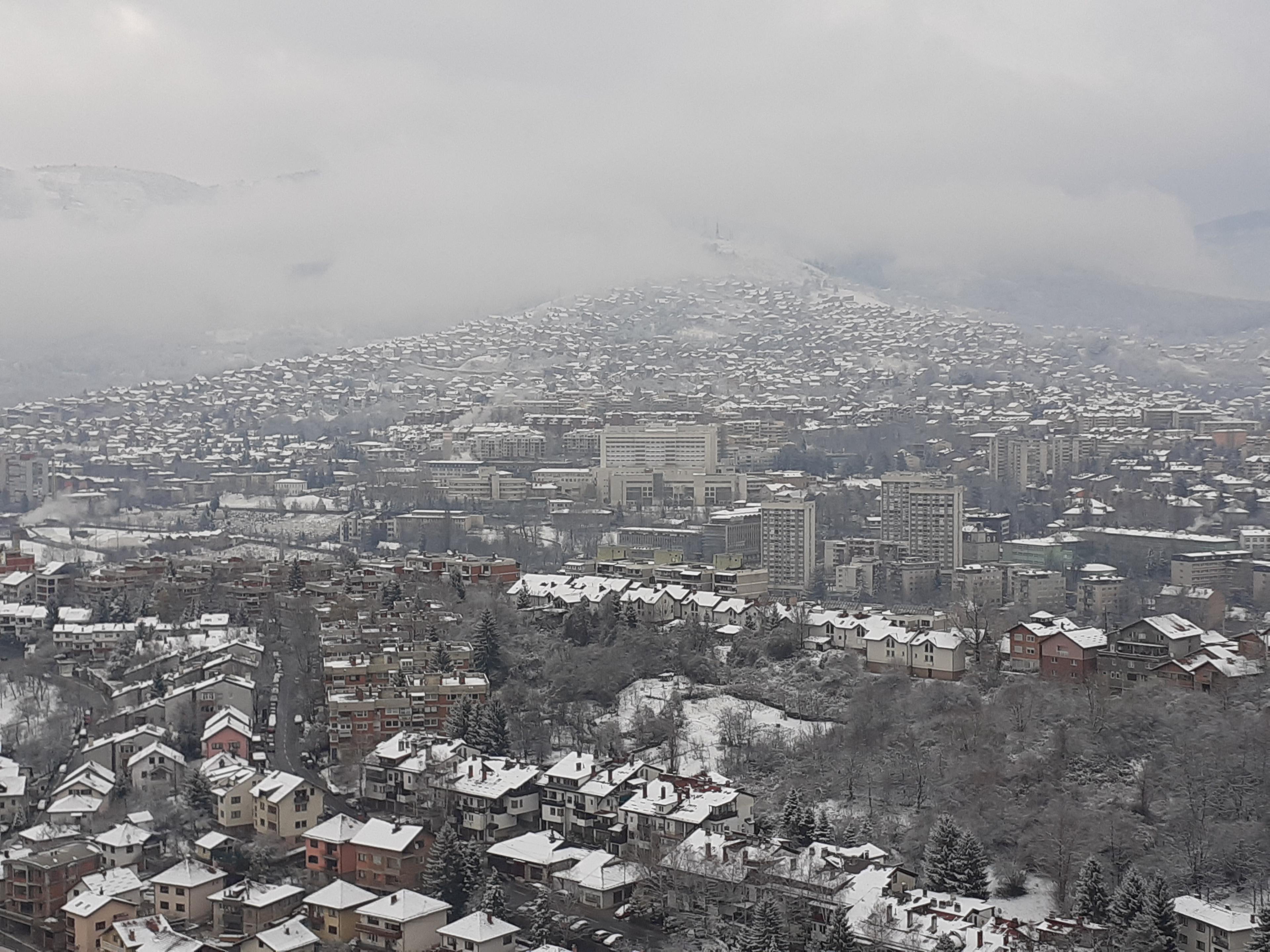 Prvi ovosezonski snijeg u Sarajevu - Avaz