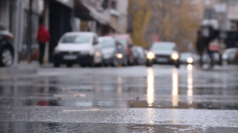 Vozači, oprez: Zbog niskih temperatura moguća poledica na cestama