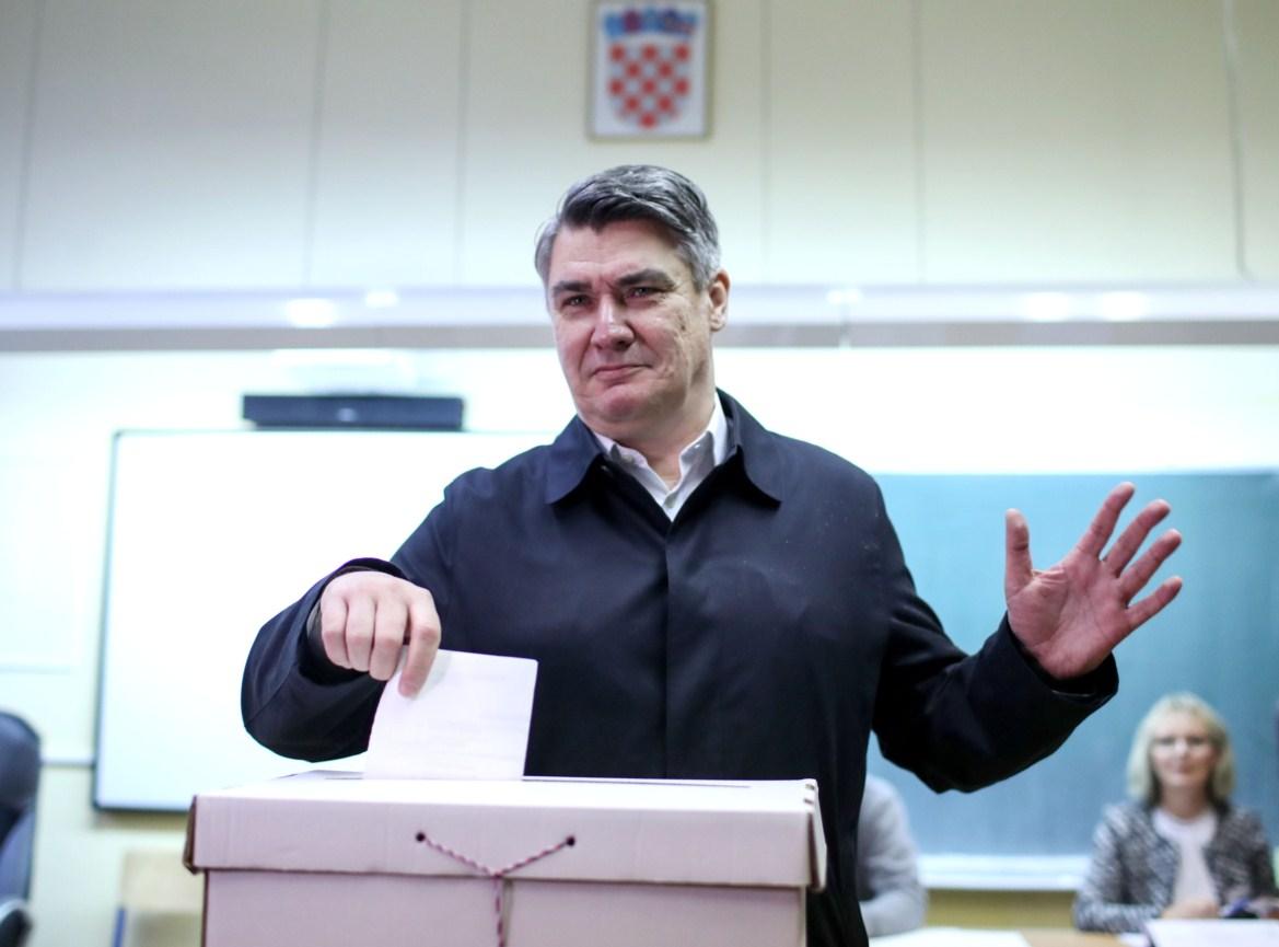 Posljednje ankete: Milanović prvi, Grabar-Kitarović druga