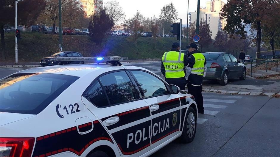 Policija na terenu - Avaz