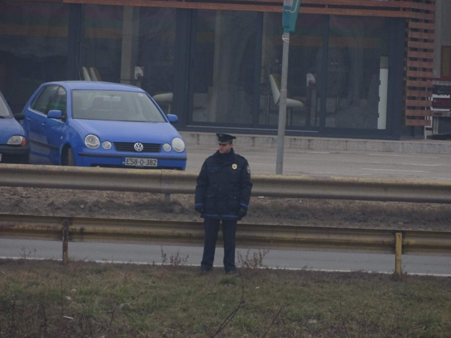 Policija na terenu - Avaz