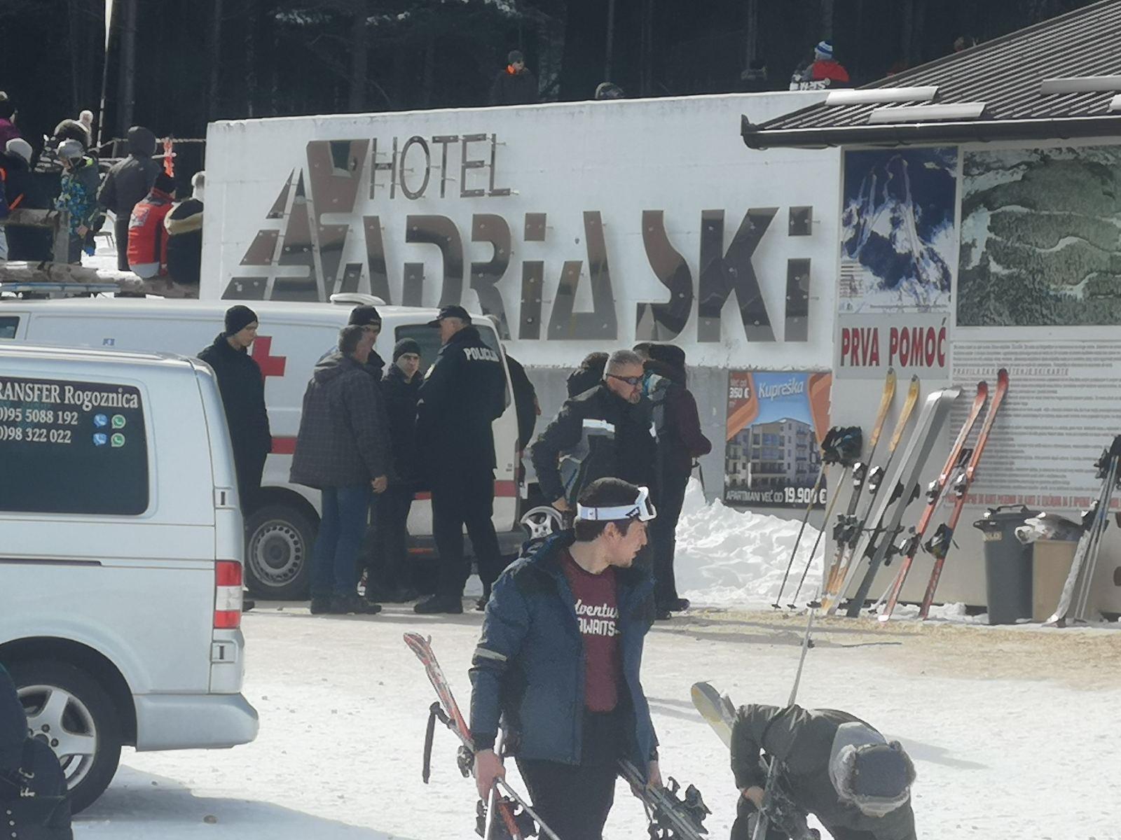 Na terenu su bile ekipe Hitne pomoći i policija - Avaz