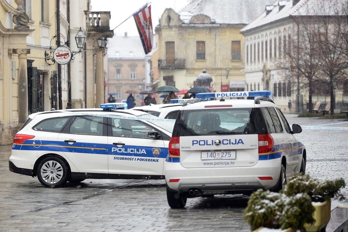 Intervenirali policajci - Avaz