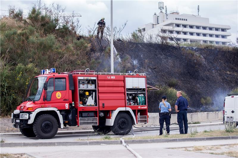 Policija demantirala da su kuću zapalili migranti