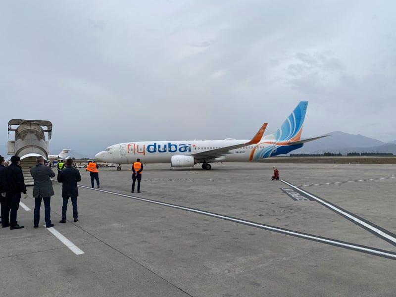 Avion na aerodromu u Podgorici - Avaz