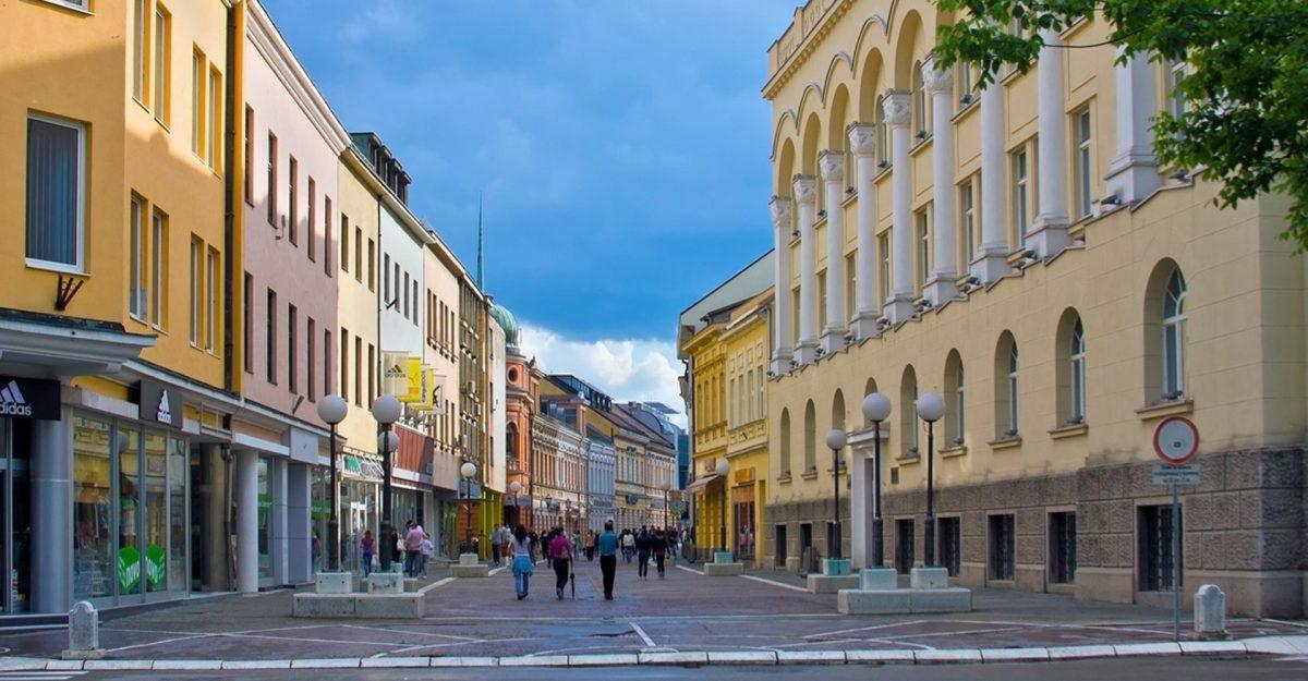 Građani ne poštuju mjere zabrane - Avaz