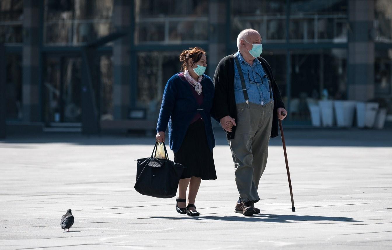 U Srbiji 900 oboljelih, u velikoj hali leži i desetogodišnje dijete