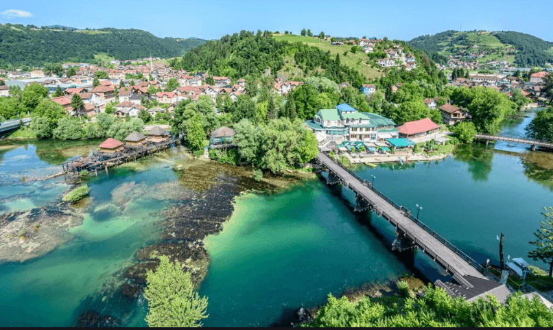 Bosanska Krupa: U toku je testiranje još pet osoba koje su imale direktan kontakt sa zaraženim ili njegovim srodnicima - Avaz