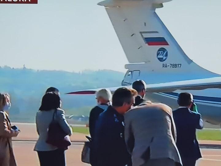 Avion sletio na aerodrom Mahovljani - Avaz