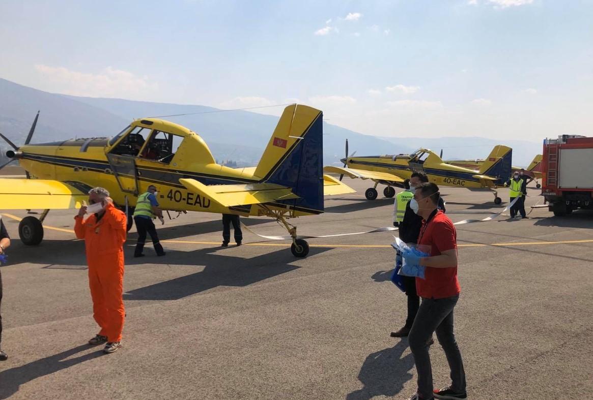 Air traktori na aerodromu u Mostaru - Avaz