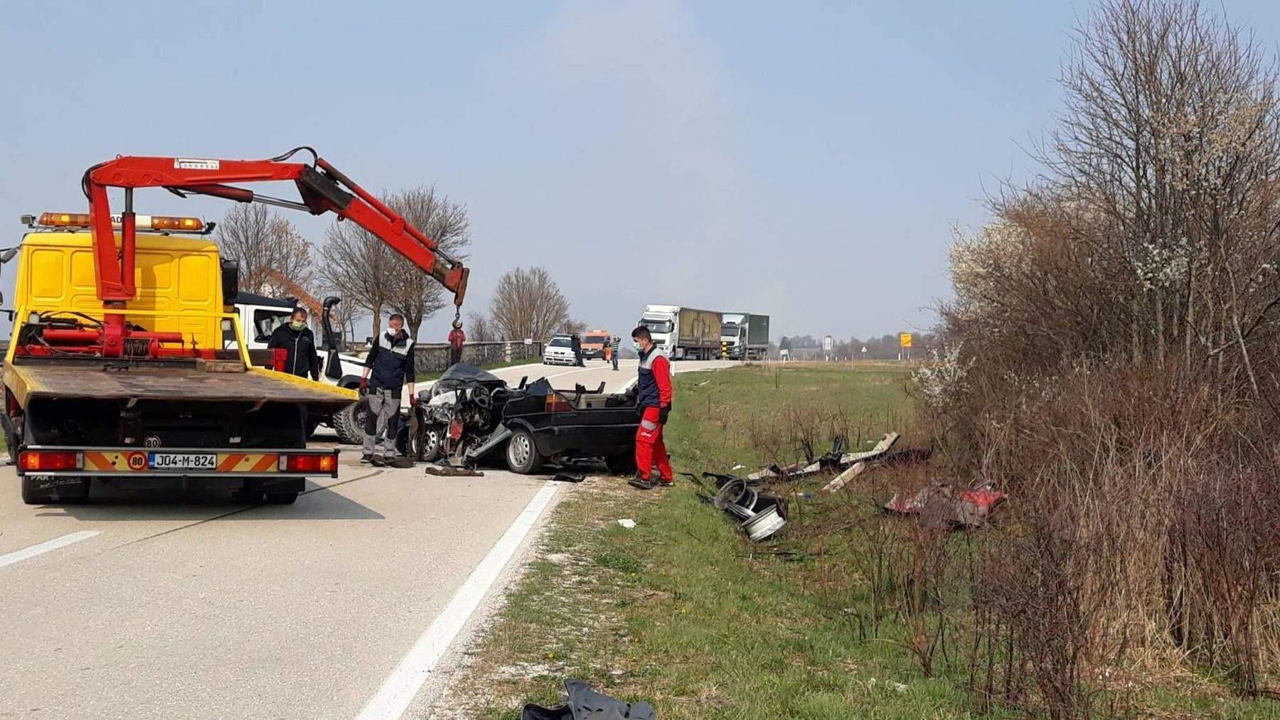 Dok je četvero mladih umiralo u smrskanom Golfu vozač Rovera zakopavao oružje