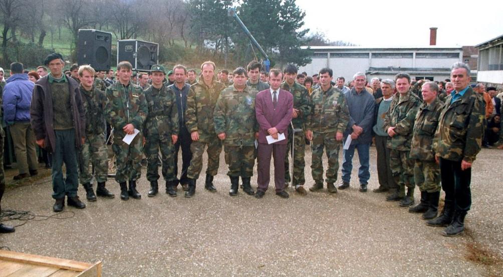 Tuzla: Armija nastala u ratnim danima - Avaz