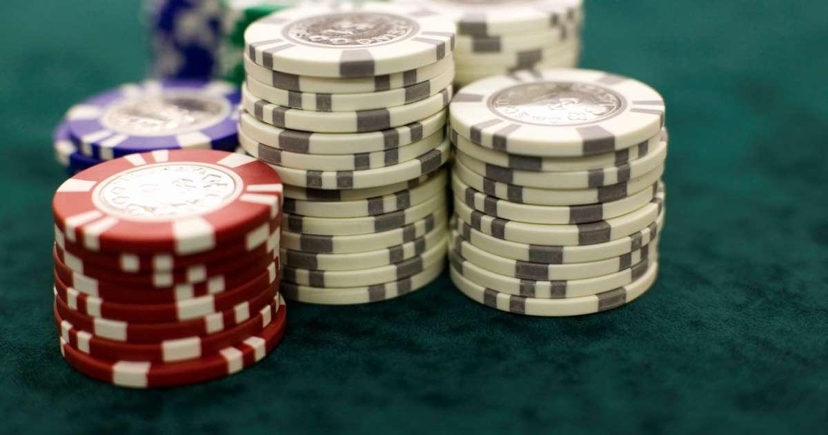 Tu grupu Njujorčana čvrsto je povezao poker - Avaz