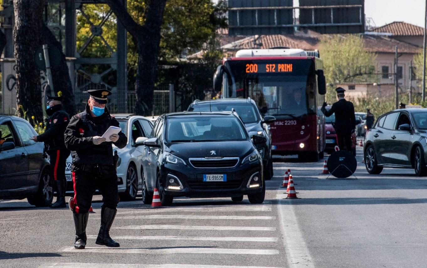 Rim: Sve teže držati građane pod kontrolom - Avaz