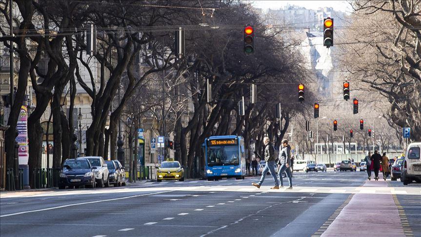 Mađarska je prije više od mjesec uvela blokadu zbog koje je izgubljeno više desetina hiljada radnih mjesta - Avaz