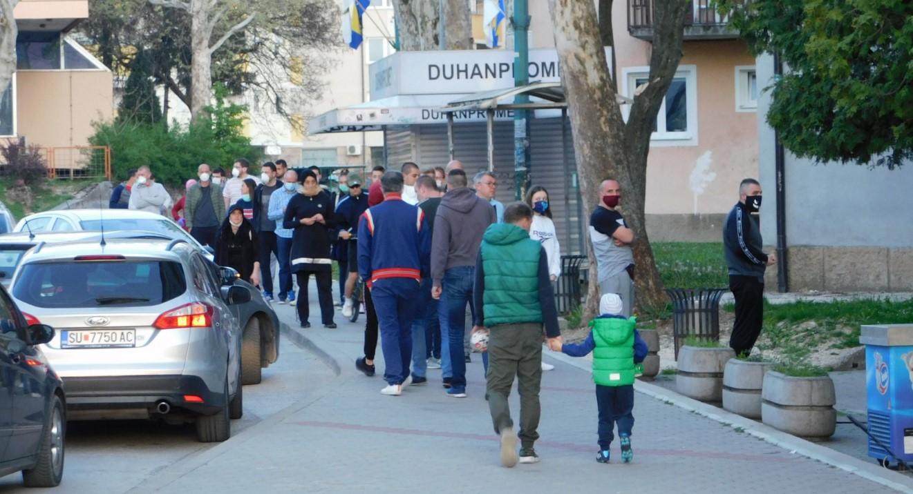 Iftar ne može proći bez mirisa somuna