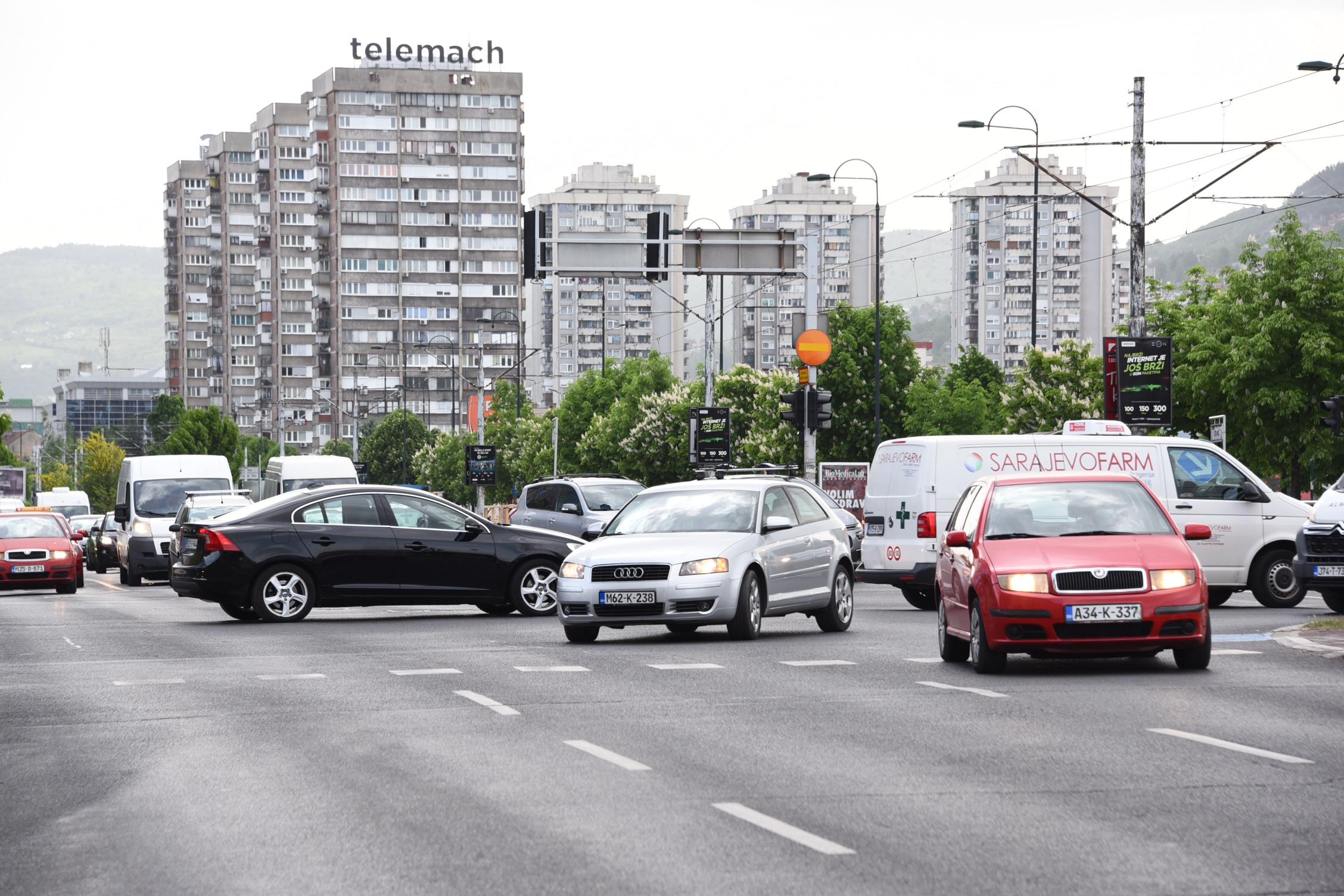 Jutro u Sarajevu počelo saobraćajnim gužvama