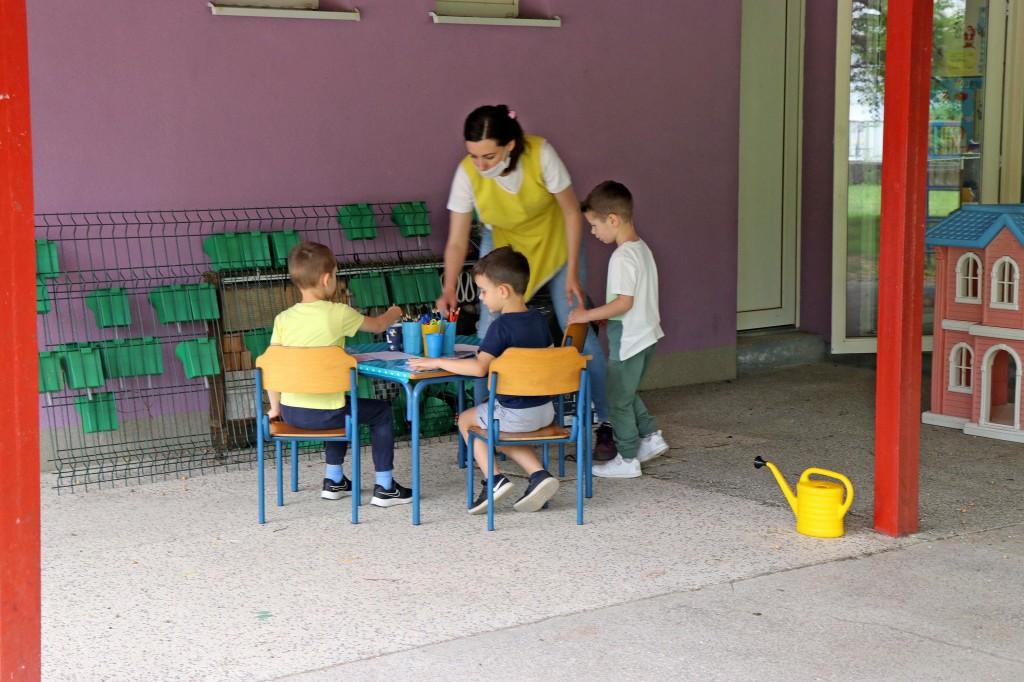 Temperaturu su svako jutro dužni izmjeriti i uposlenici vrtića - Avaz