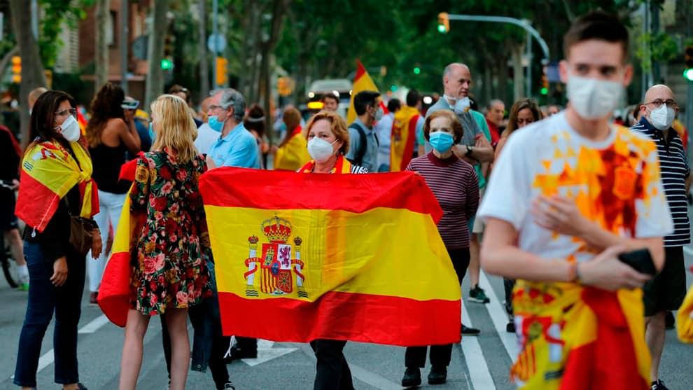 Hiljade Španaca na ulicama Madrida traži smjenu premijera Sančeza