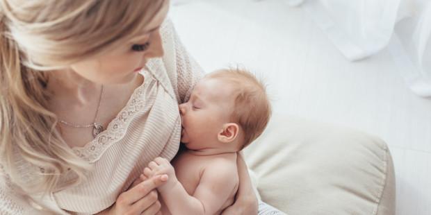 Majčino mlijeko kaloričnije nakon godinu dojenja