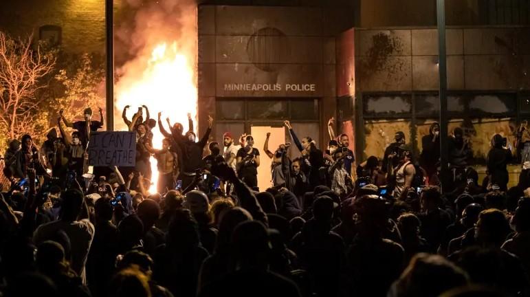 Prošli vikend obilježile nasilne demonstracije - Avaz