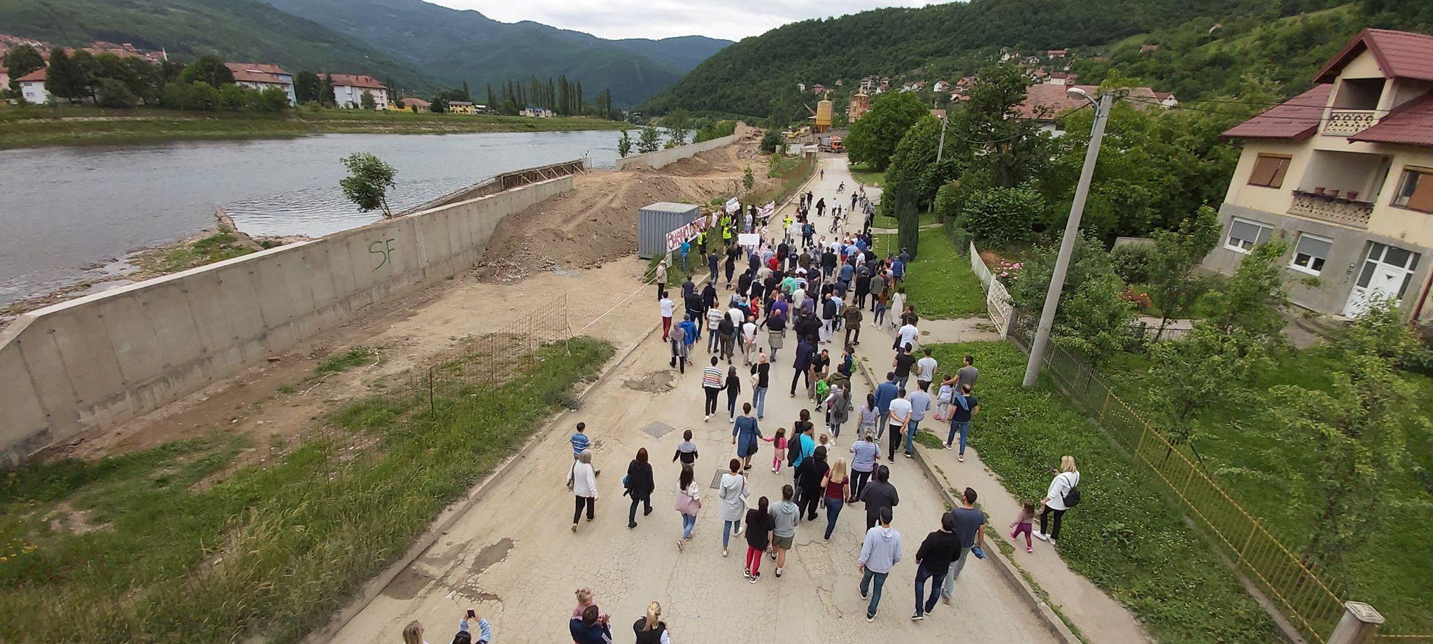 Veliki broj Goraždana pridružio se protestnoj šetnji - Avaz