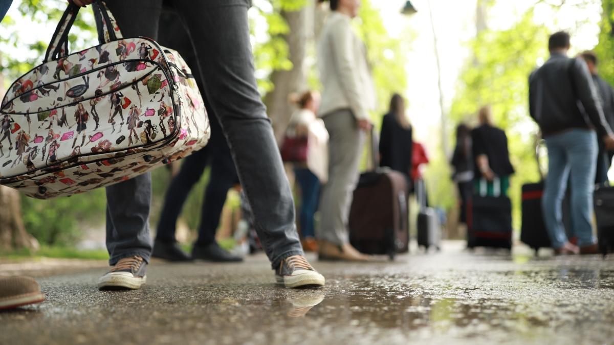 Višestruki gubici za državu zbog odlaska mladih - Avaz