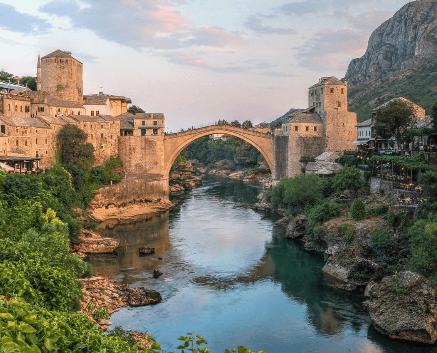 Bosna i Hercegovina: 25 godina nakon rata, rane još uvijek nisu zatvorene