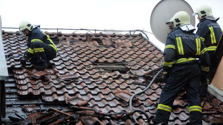 Vatrogasac povrijeđen nakon eksplozije tokom gašenja požara