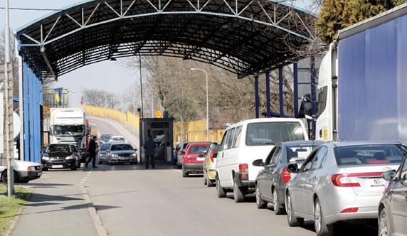 Na graničnim prijelazima nema dužih zadržavanja - Avaz