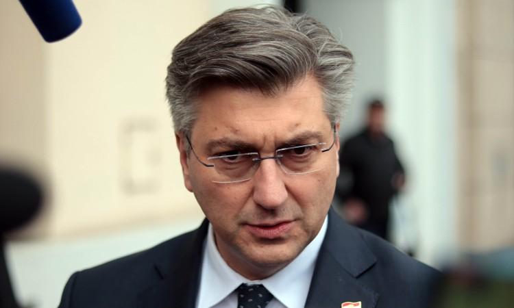 Plenković: Duboko poštovanje porodicama žrtava - Avaz