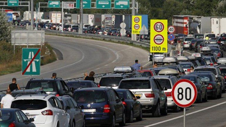 Prodaju lažne negativne PCR testove na grčko-bugarskoj granici