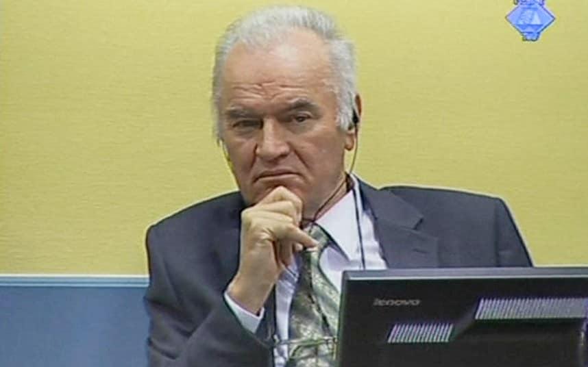 Mladić: Osuđen i za genocid - Avaz