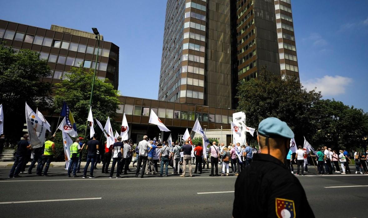 Protestna šetnja zbog Zakona o radu