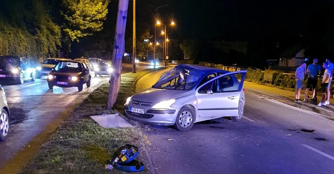 Smrtno stradao vozač iz Čelića