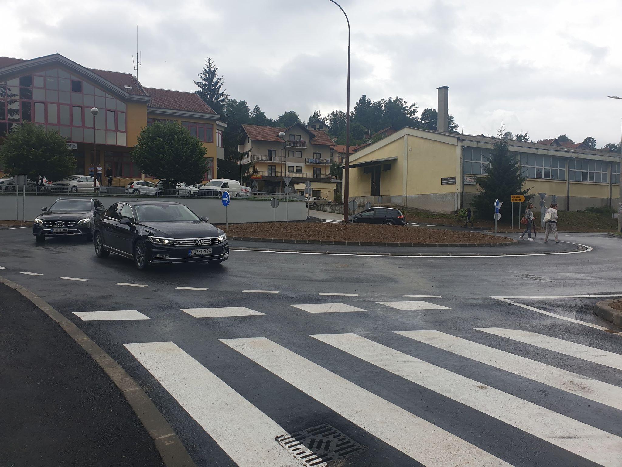 Otvoren najskuplji kružni tok u Srednjoj Bosni, uloženo 300.000 KM