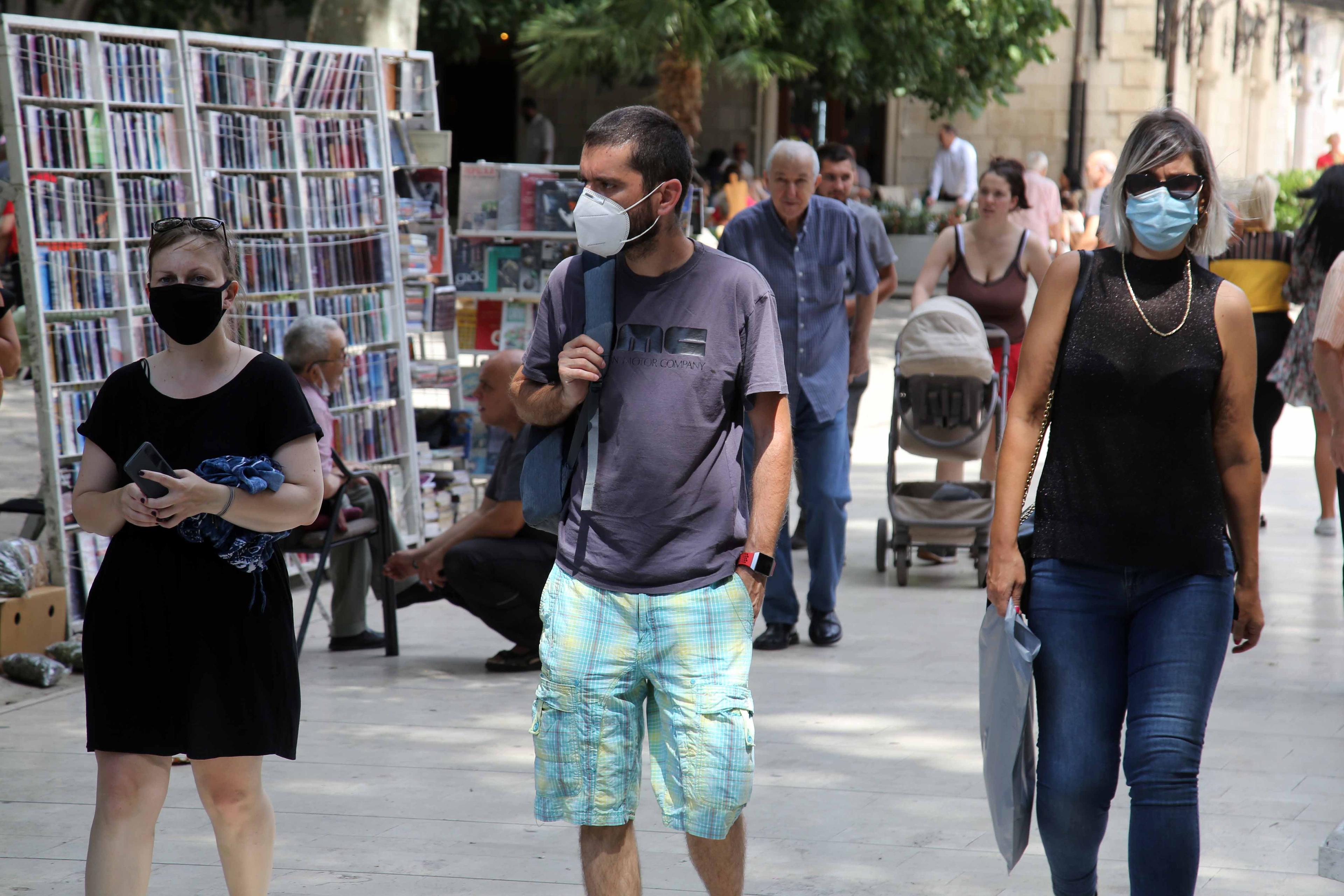 Veliki broj turista u Trebinju - Avaz