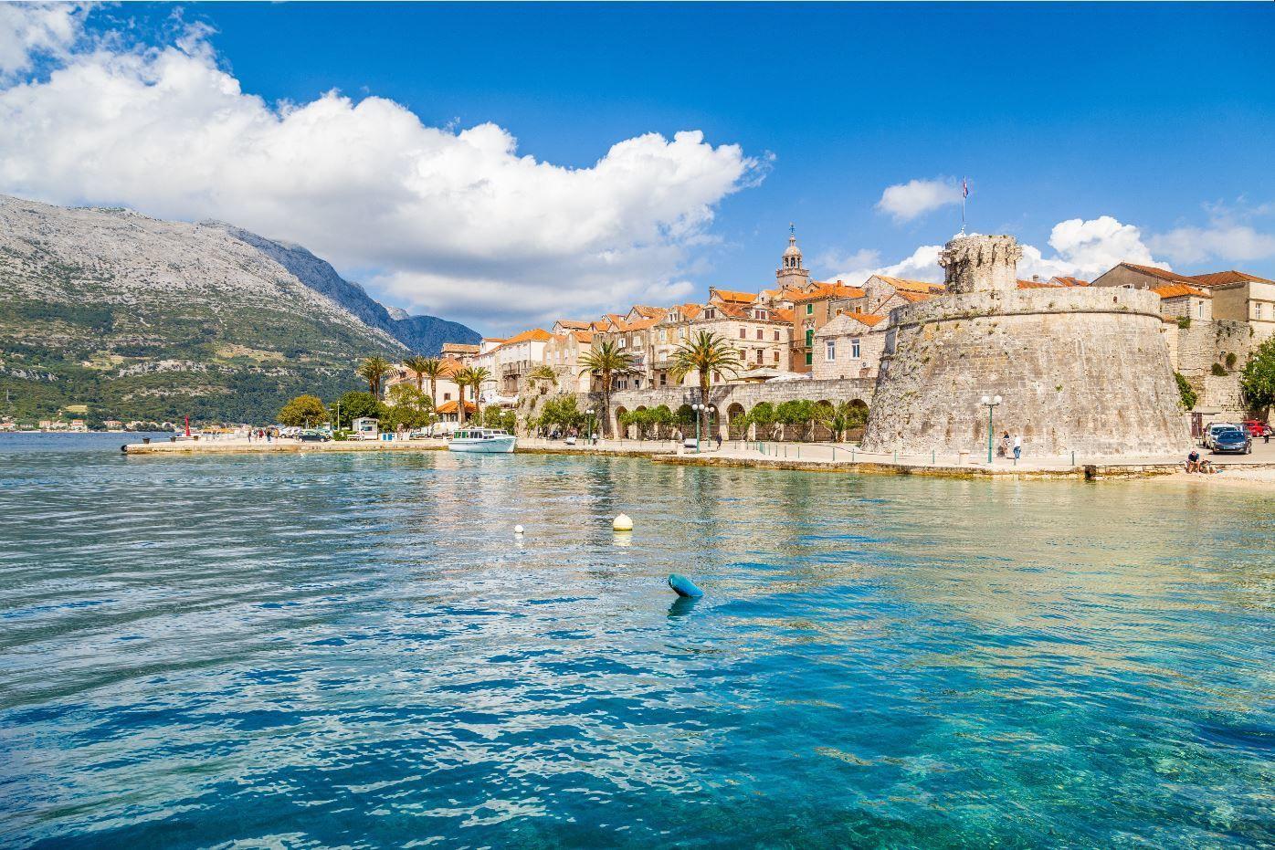 More na plažama Korčule zagađeno fekalijama