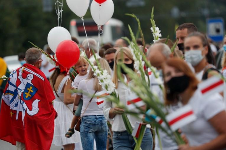 Ljudski lanac u Litvaniji - Avaz